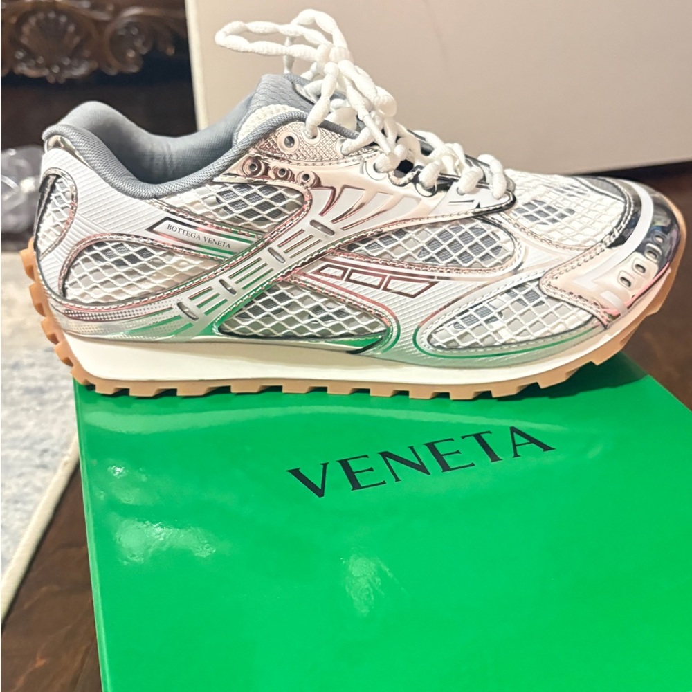 Bottega Veneta White and Gray Sneakers